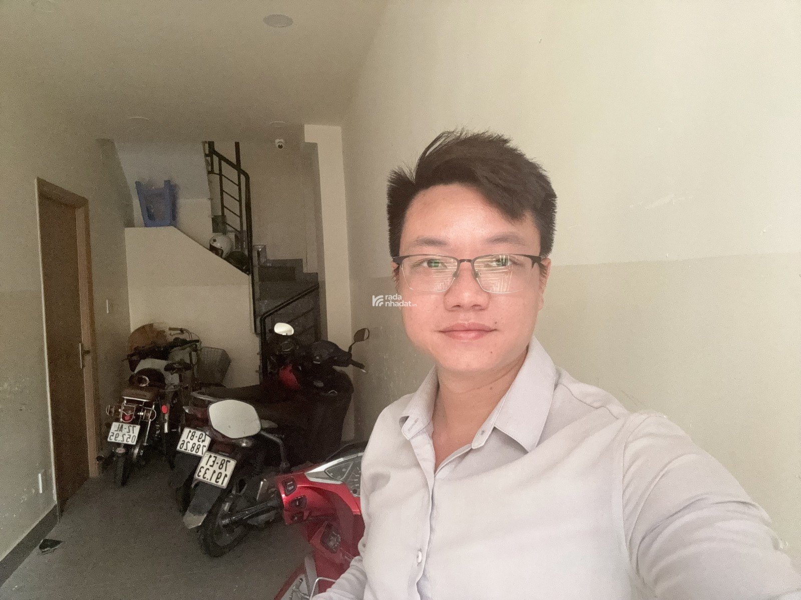 Bán nhà hẻm xe hơi, 4 lầu, mặt tiền lớn 5.6m, Trần Văn Đang, P9, Q3, dòng tiền 40tr/th, chỉ 9.9 tỷ 