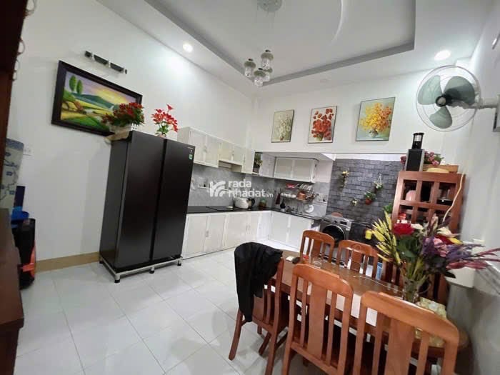 60m2 - Giá 4 tỷ - 2 tầng - 2PN - Hẻm Nguyễn Văn Quỳ, Q7