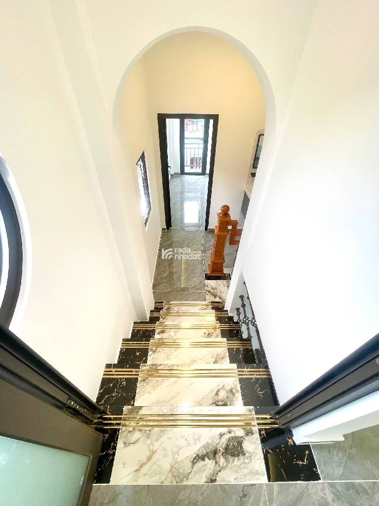 BÁN NHÀ 2 MT MỚI ĐẸP Tân Kỳ Tân Quý -BÌNH HƯNG HOA-BÌNH TÂN   DT: 40M2 . 4 10 .3 TẦNG GIÁ : 4.9 TỶ