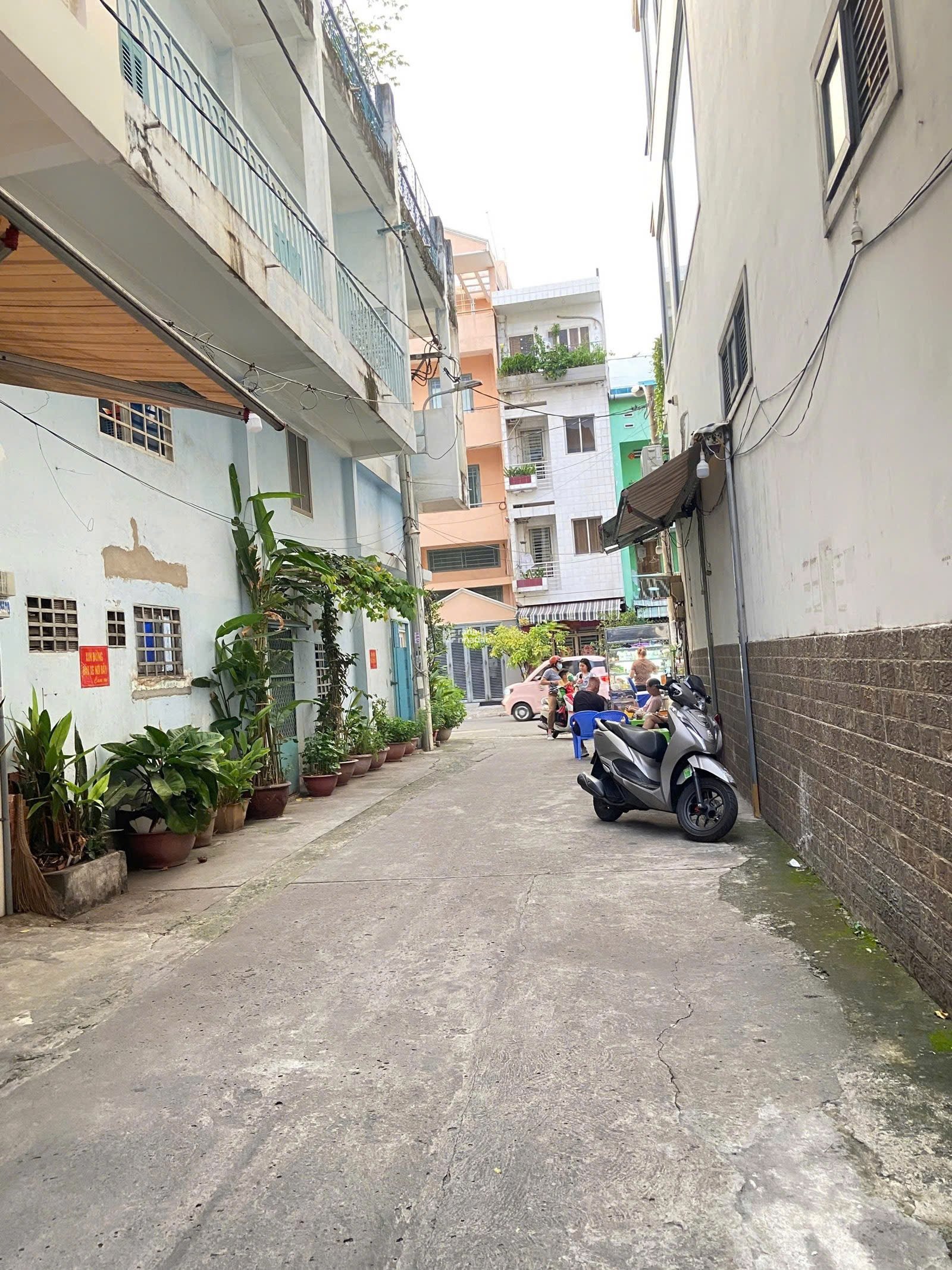 Nhà cực đẹp đầy đủ công năng, hẻm ôtô thông đường ĐBP, giá đẹp cho anh chị TL