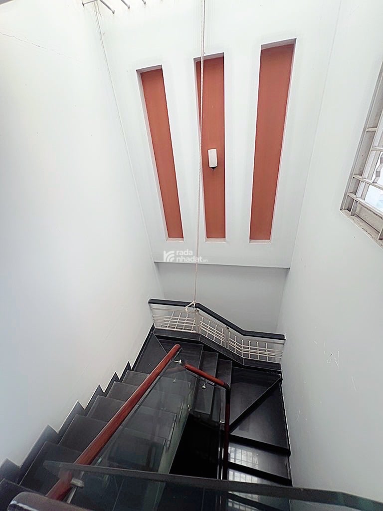 bán nhà gần chế lan viên tây thạnh