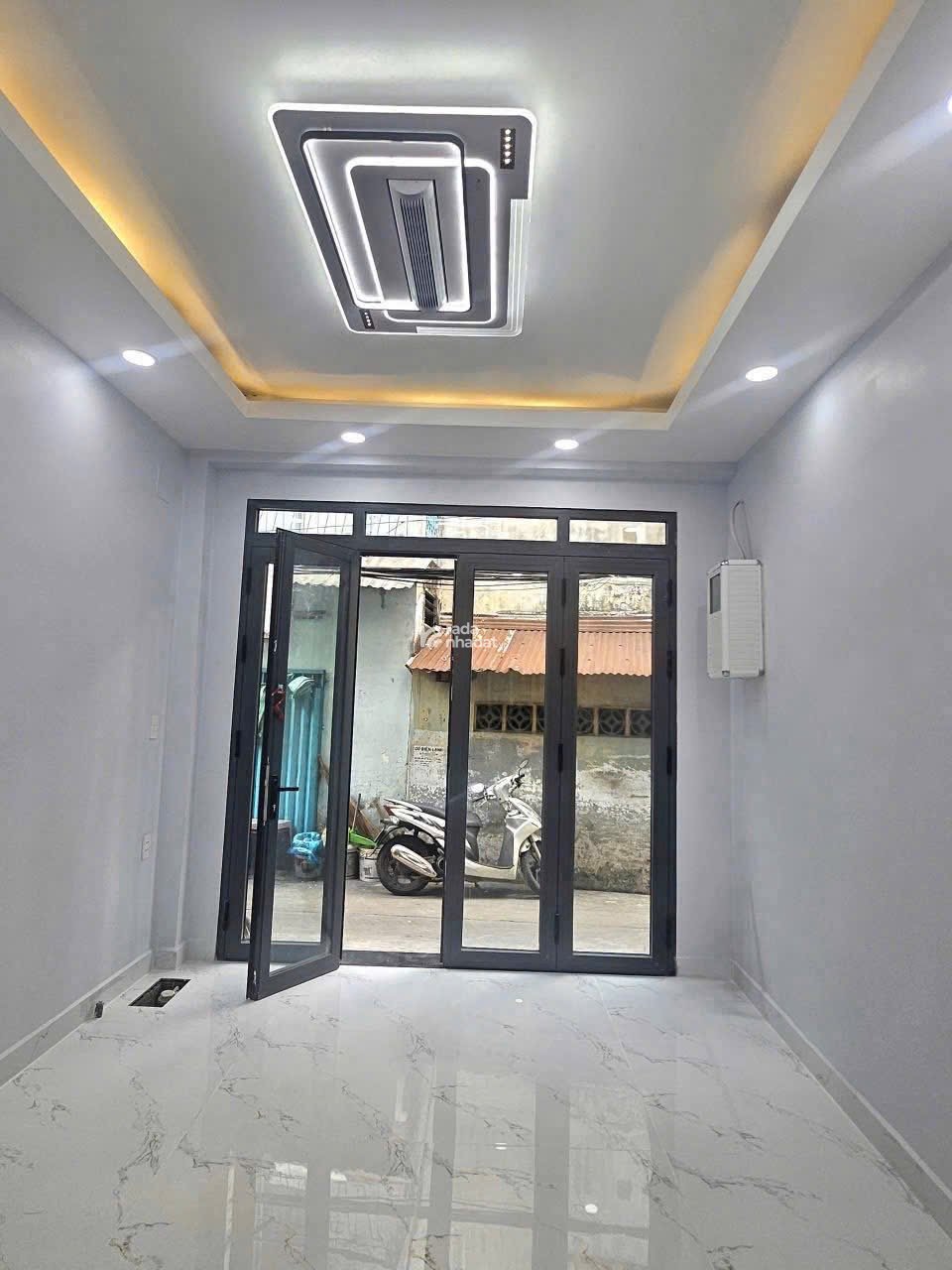 Chủ định cư cần bán gấp nhà hẻm 1 sẹc Nguyễn Trọng Tuyển, Phú Nhuận 40m2 giá 3 tỷ 350 TL