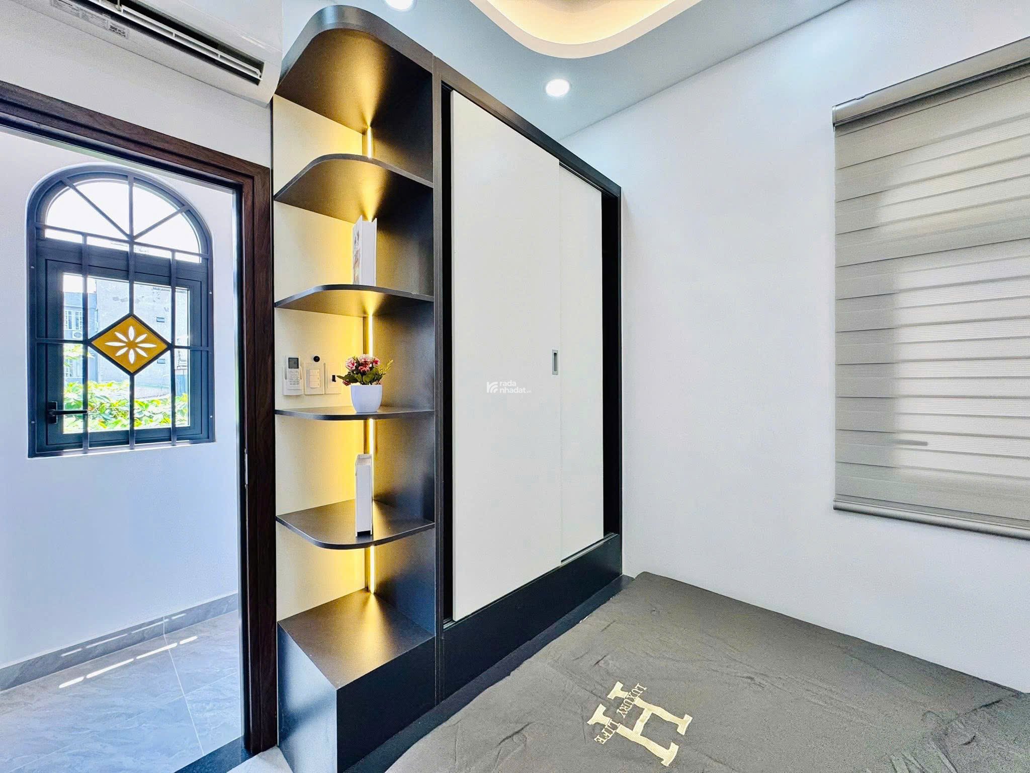 BÁN NHÀ ĐƯỜNG NGÔ THỊ THU MINH TÂN BÌNH, 4 TỶ 490TR, 51.6M2, SHR, HẺM OTO.