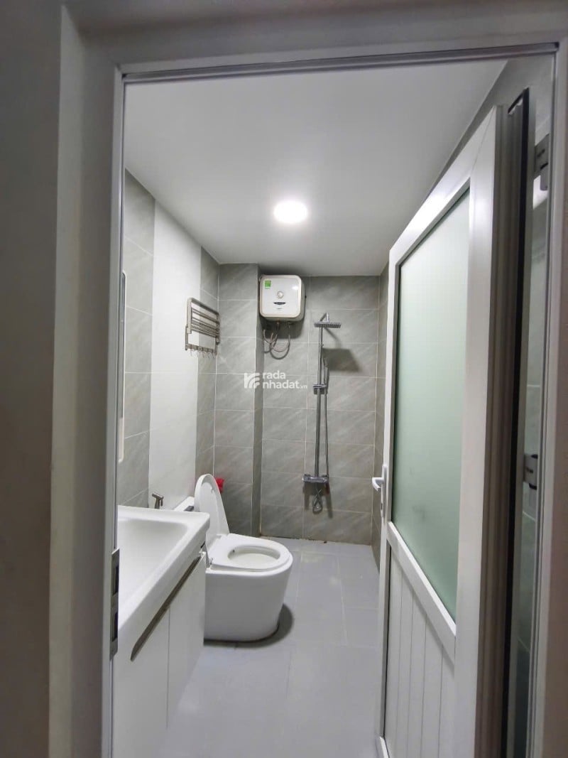 Bán nhà Thoại Ngọc Hầu-ngang 4m-nở hậu-cạnh Big C-4 tỷ hơn