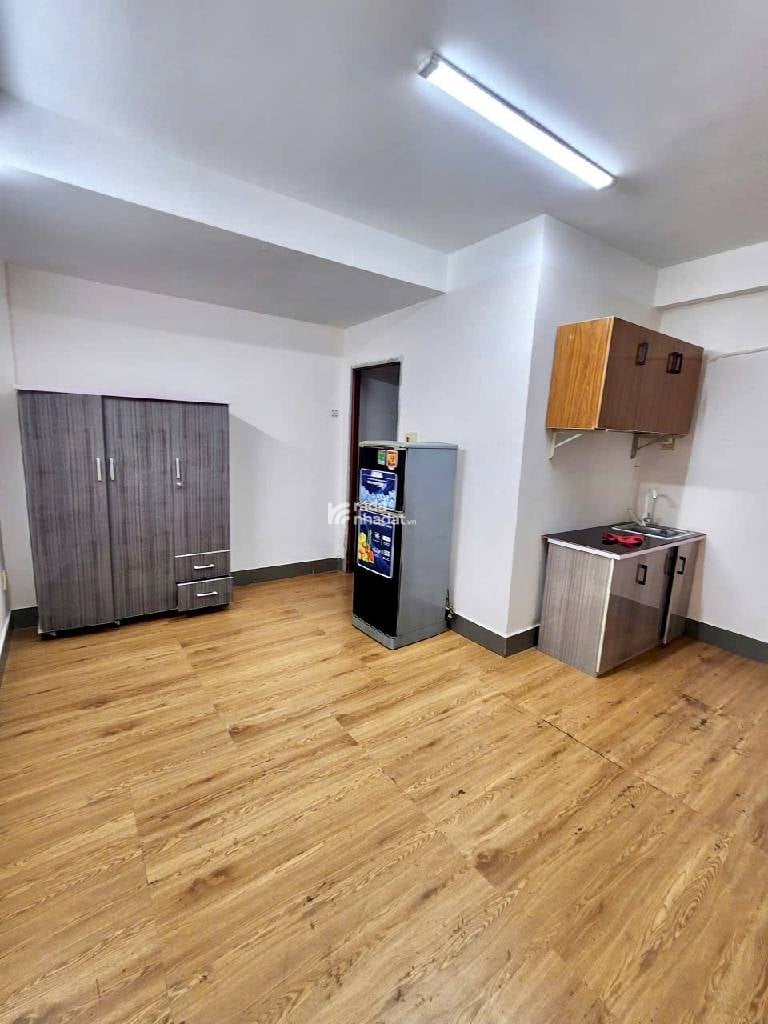 Bán Nhà 5 tầng Full 9 CHDV, 80m2 4.5x18, 8.x Tỷ Hơn, Bình Đông Quận 8, Dòng Tiền cho thuê lớn