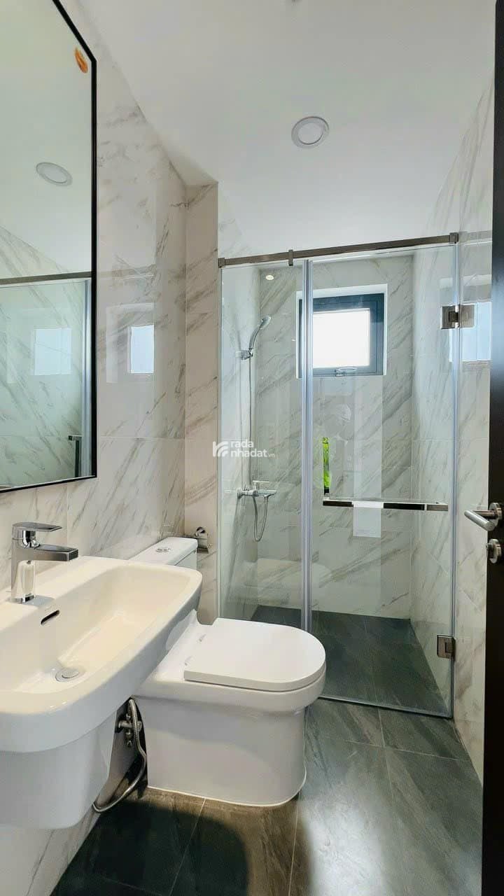 Cho thuê căn hộ chung cư Phú Đông Sky Garden, 8tr5 có 2 máy lạnh