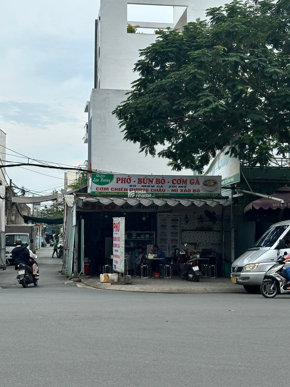 15 tỷ . NHÀ 3 TẦNG  MẶT TIỀN KINH DOANH , CHẾ LAN VIÊN , Q. TÂN PHÚ .4 x 20.5m