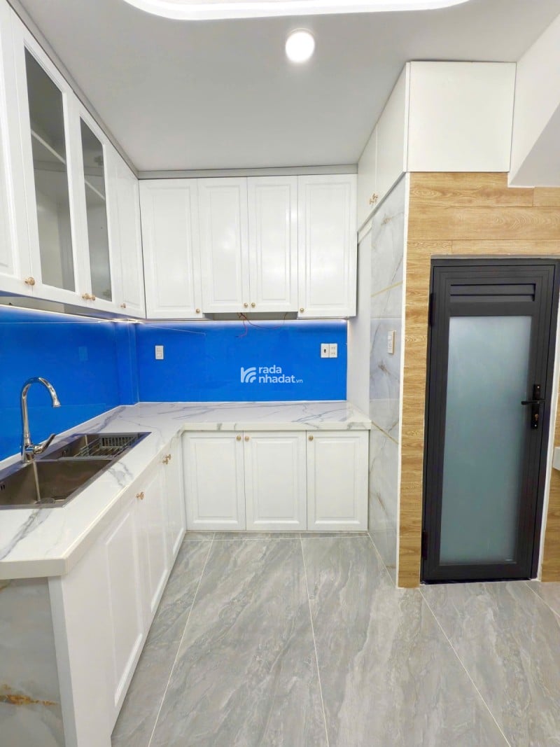 Chỉ 100m là ra chợ Lê Đình Cẩn - HXH đỗ cửa - 34m2 (3/3.5x11), 2 tầng mới 100% tặng full nội thất