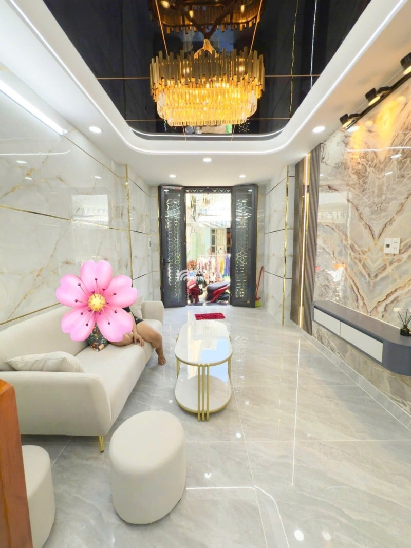 Chỉ 100m là ra chợ Lê Đình Cẩn - HXH đỗ cửa - 34m2 (3/3.5x11), 2 tầng mới 100% tặng full nội thất