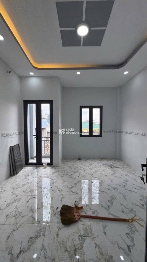 NHÀ MỚI Ở NGAY 3 TẦNG 2PN MASTER 3WC Ở NGAY