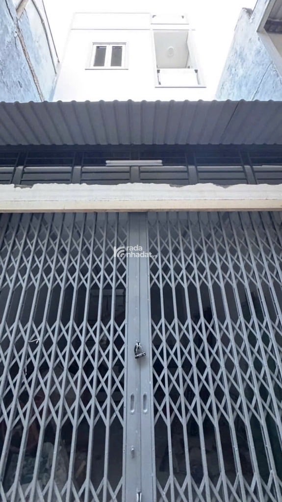 NHÀ MỚI Ở NGAY 3 TẦNG 2PN MASTER 3WC Ở NGAY