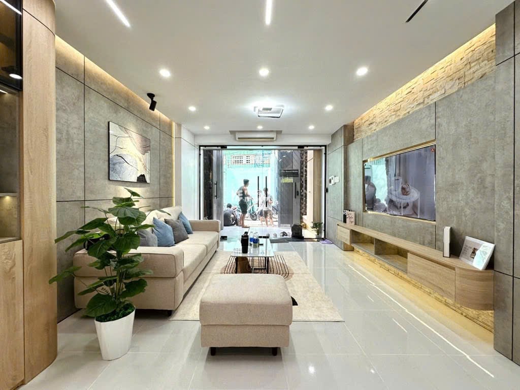 Nhà mới 5 tầng  Phan Xích Long  P2  Phú Nhuận  Hẻm xe hơi thông  4x15m  Giá 13.68 Tỷ