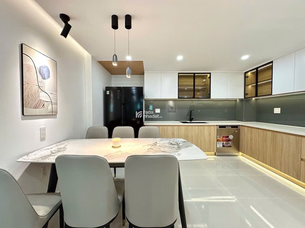 Nhà mới 5 tầng  Phan Xích Long  P2  Phú Nhuận  Hẻm xe hơi thông  4x15m  Giá 13.68 Tỷ