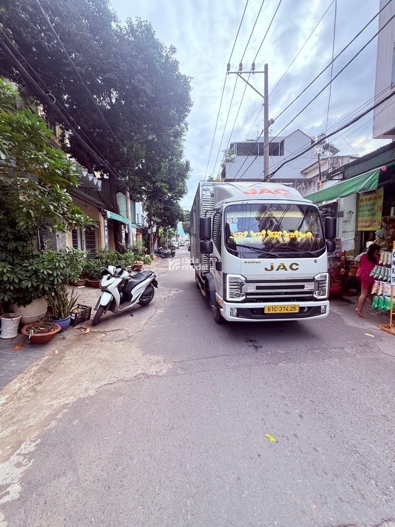 BÁN NHÀ MẶT TIÊN TÂN PHÚ THUẬN TIỆN ĐI LẠI