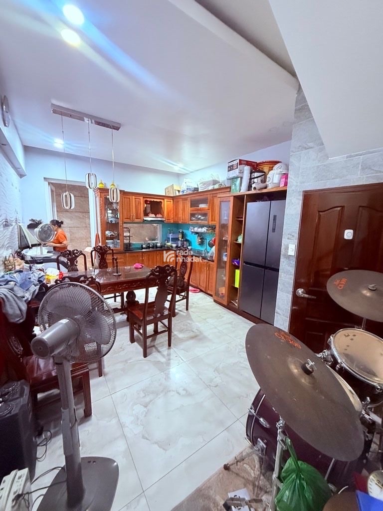 BÁN NHÀ MẶT TIÊN TÂN PHÚ THUẬN TIỆN ĐI LẠI