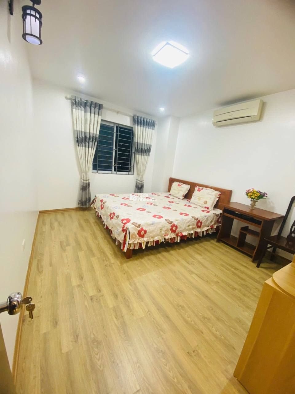 Chủ nhà cần bán căn góc 121m2 N03T2 Taseco Complex cao cấp nhất Ngoại Giao Đoàn, view hồ, tầng cao