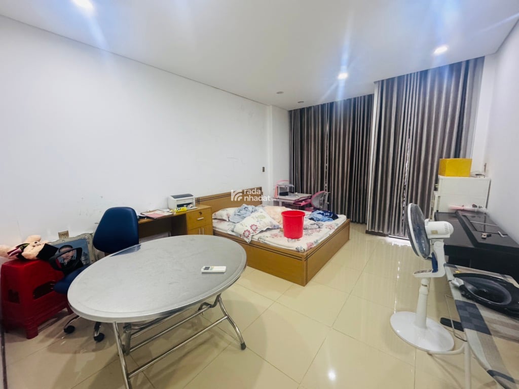 BÁN NHÀ PHẠM VĂN BẠCH 4 TẦNG  40M2 (4x10)  CÁCH MẶT TIỀN 19M  CHỈ 5 TỶ