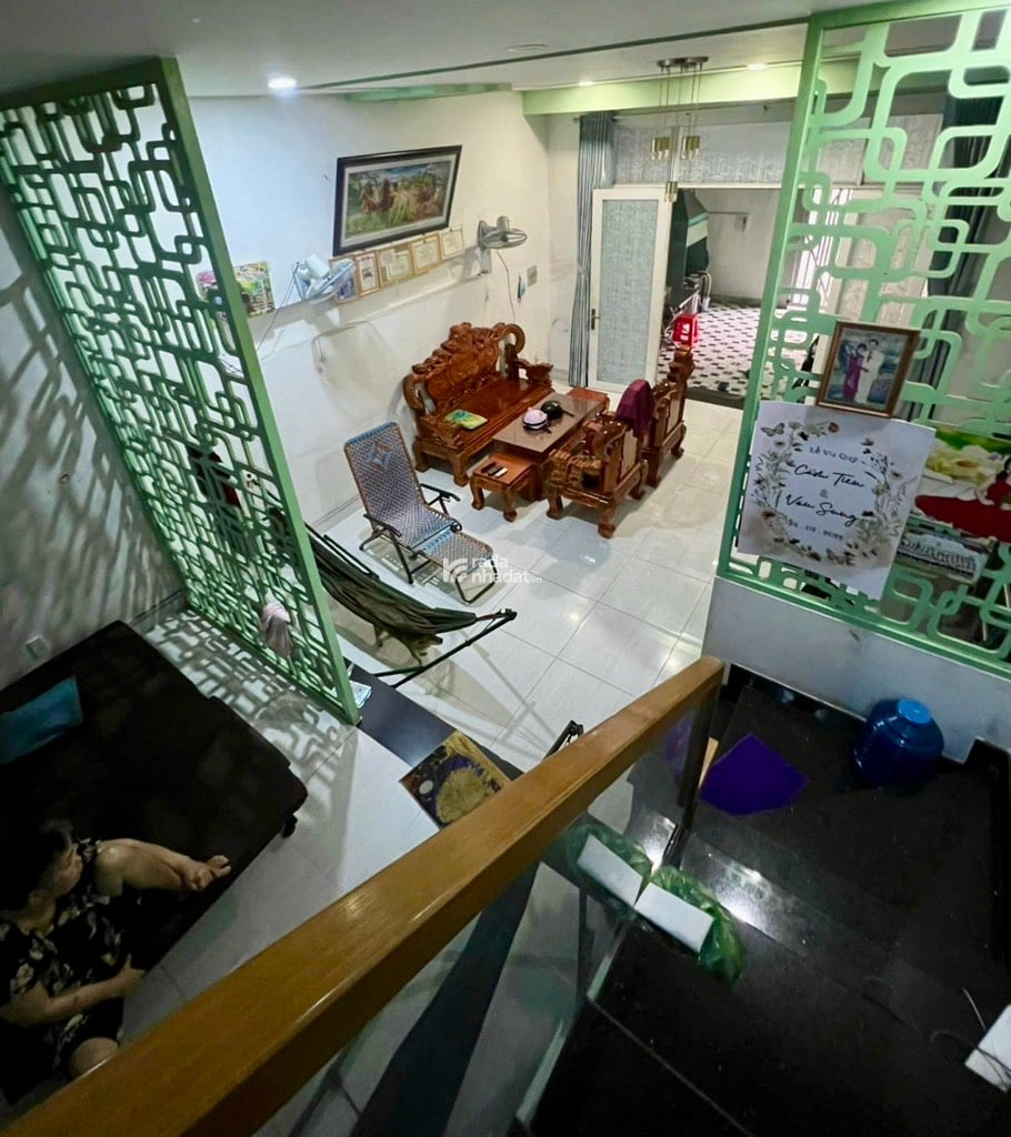 BÁN NHÀ MẶT TIỀN BÌNH TÂN 100M2 7.6 TỶ 4 TẦNG 4PN KẾ CHỢ BÌNH LONG