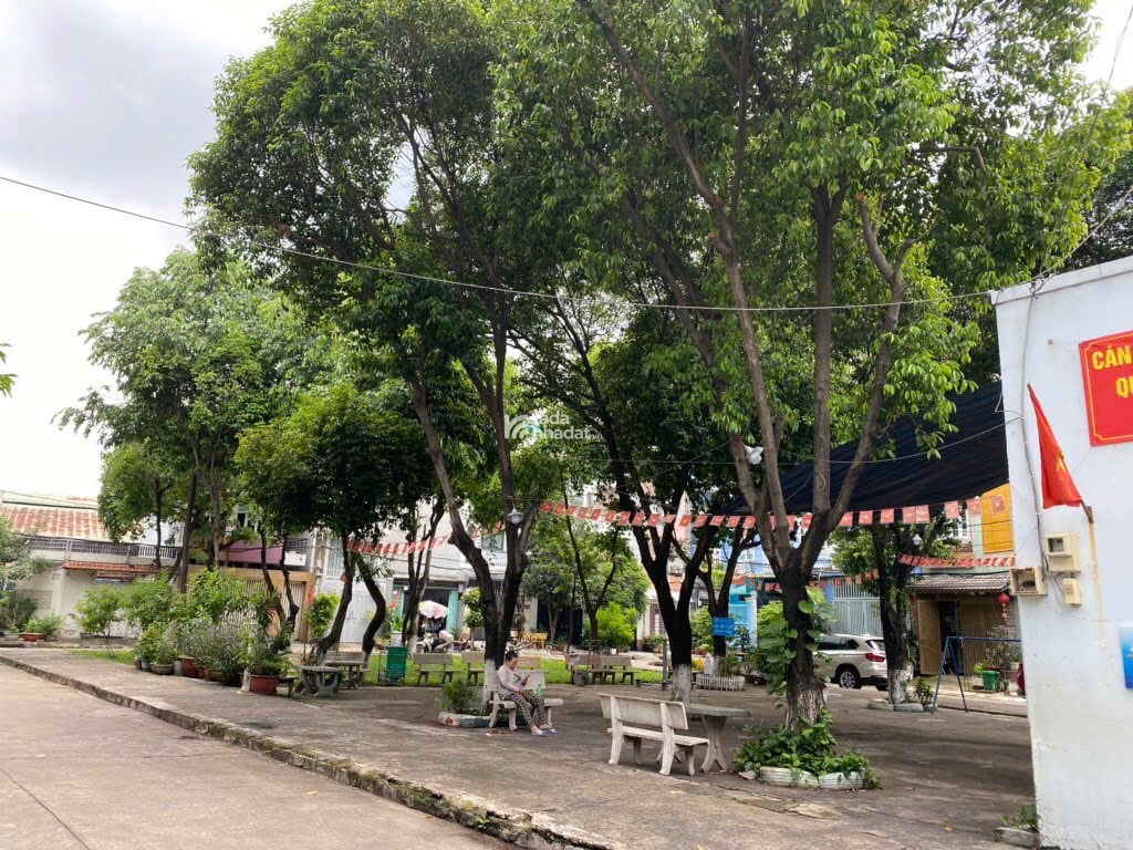 NHÀ MẶT TIỀN VIEW CÔNG VIÊN - HẺM 8M - P8 - GÒ VẤP - 4 TẦNG.