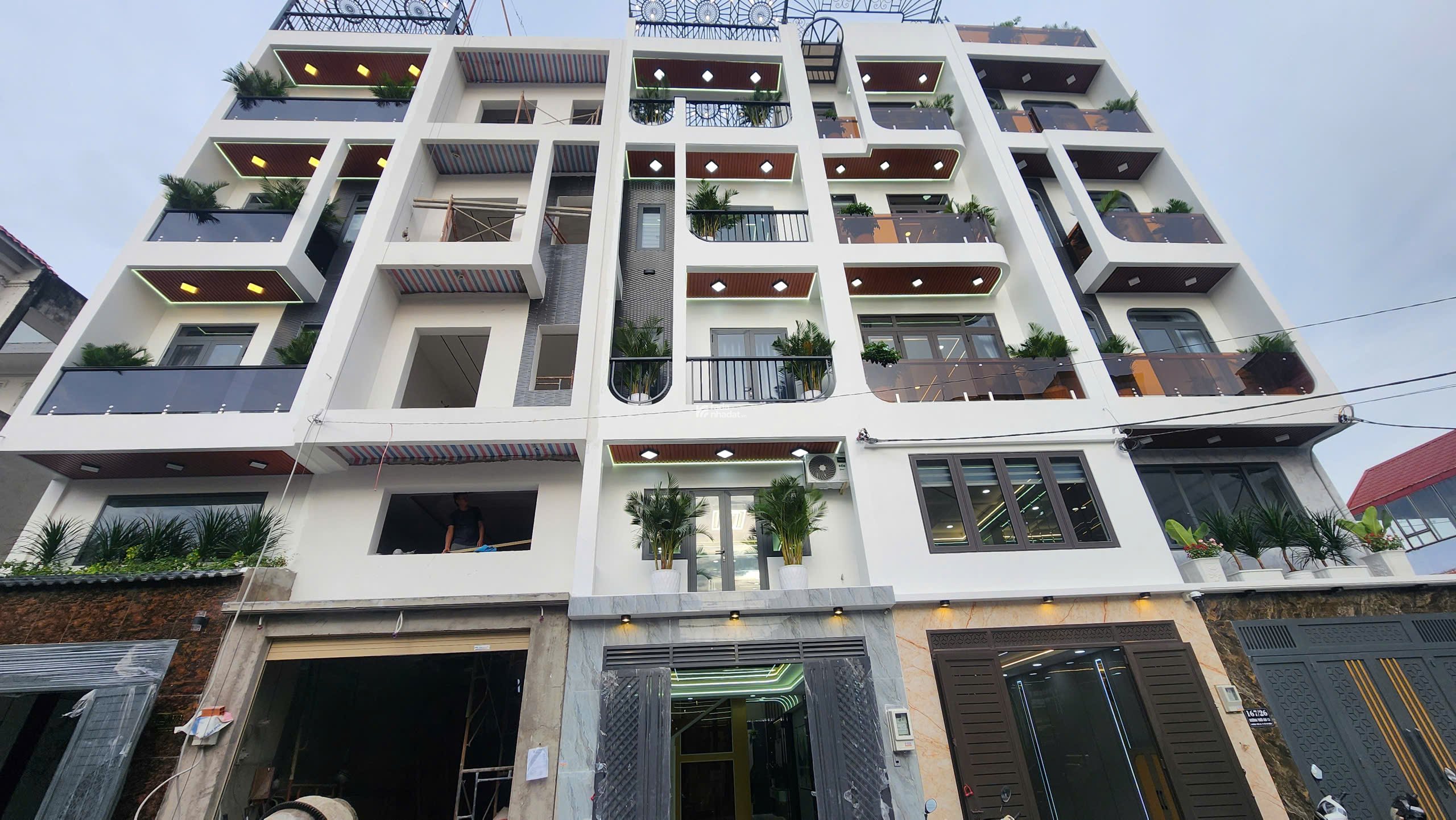 DÃY 5 CĂN NHÀ PHỐ CAO CẤP MỚI 100% - ĐƯỜNG TA13, LÊ THỊ RIÊNG, P.THỚI AN, Q.12