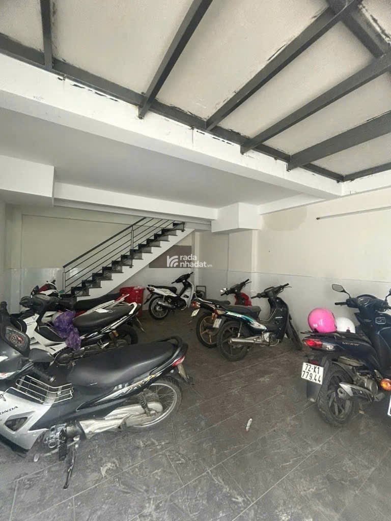 CHDV DÒNG TIỀN 21tr/tháng - 5 TẦNG BTCT - CHỈ 5.5 TỶ NGAY DH VĂN LANG 