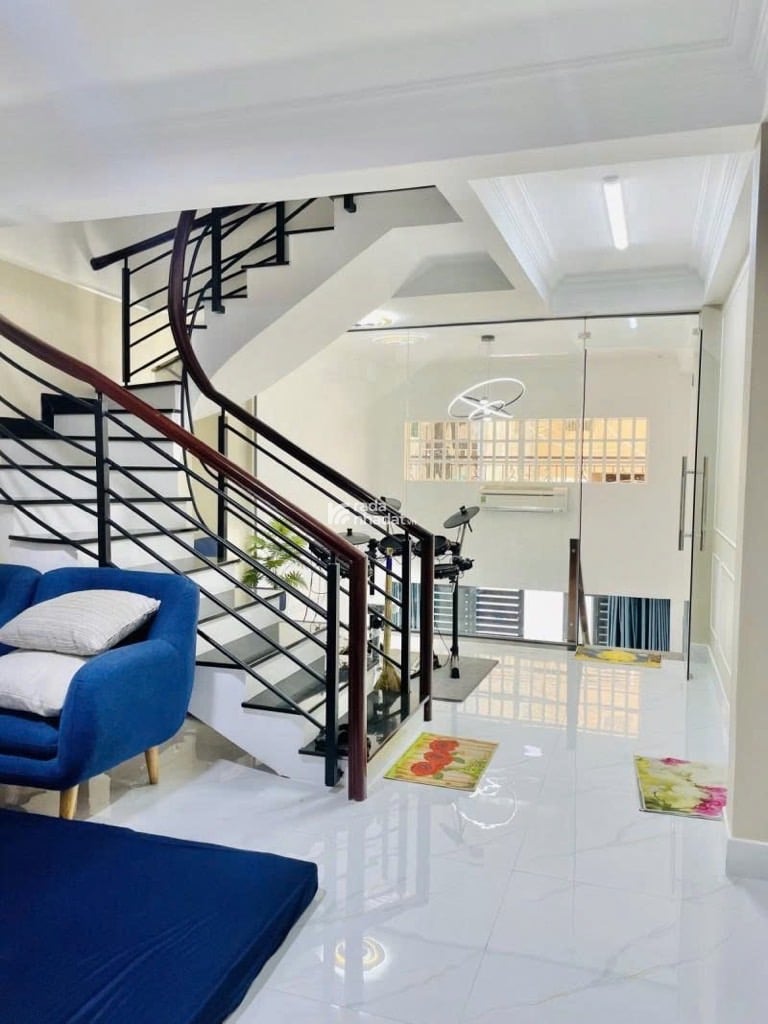 NHÀ 5 TẦNG ĐẸP TÂN PHÚ - 51M2 - 5PN - GẦN ÂU CƠ  GIÁP TÂN BÌNH, QUẬN 11 - HẺM XE HƠI 5M