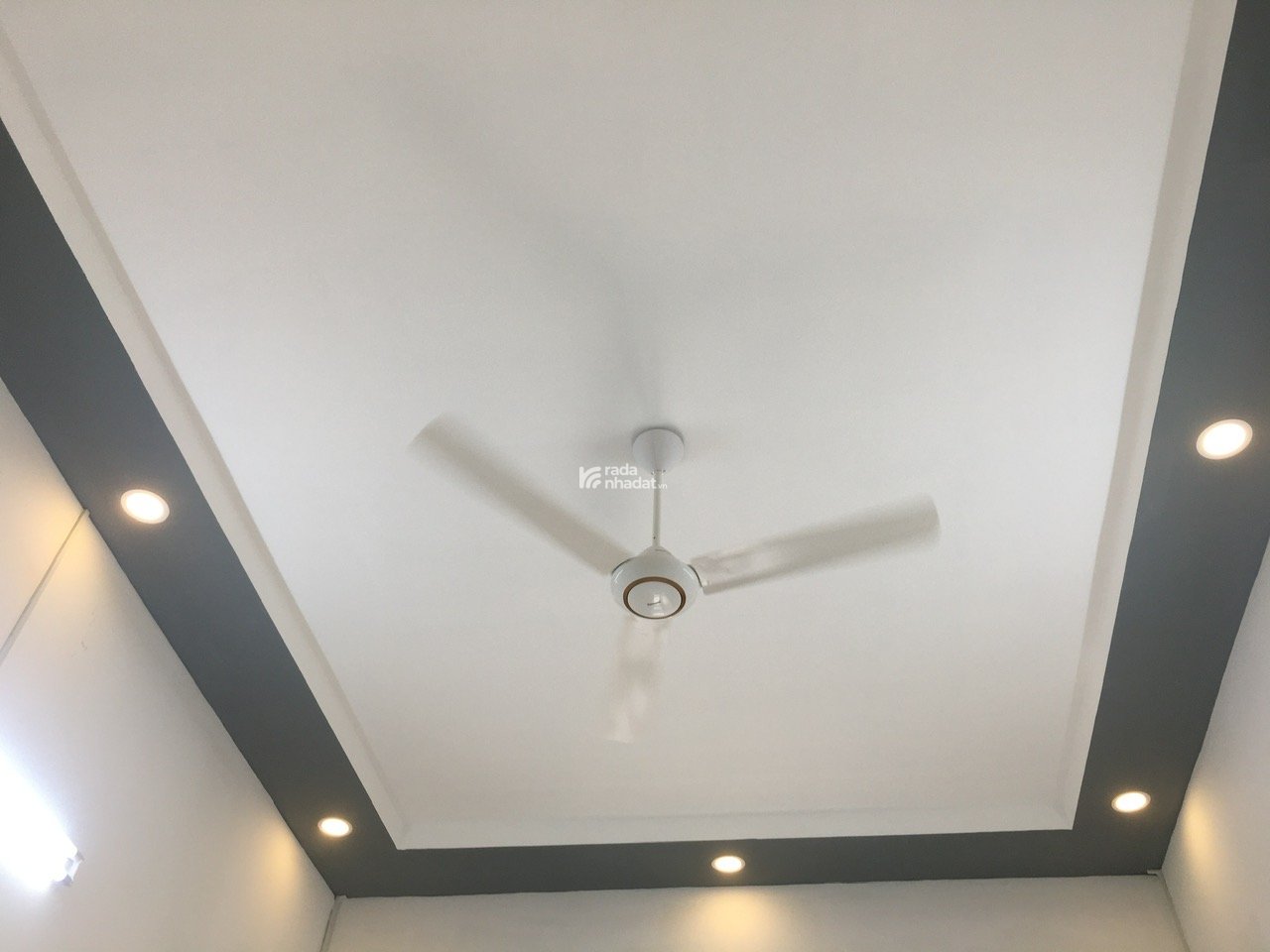 CẦN BÁN CHUNG CƯ P11, Q5 - GẦN CHỢ XÃ TÂY