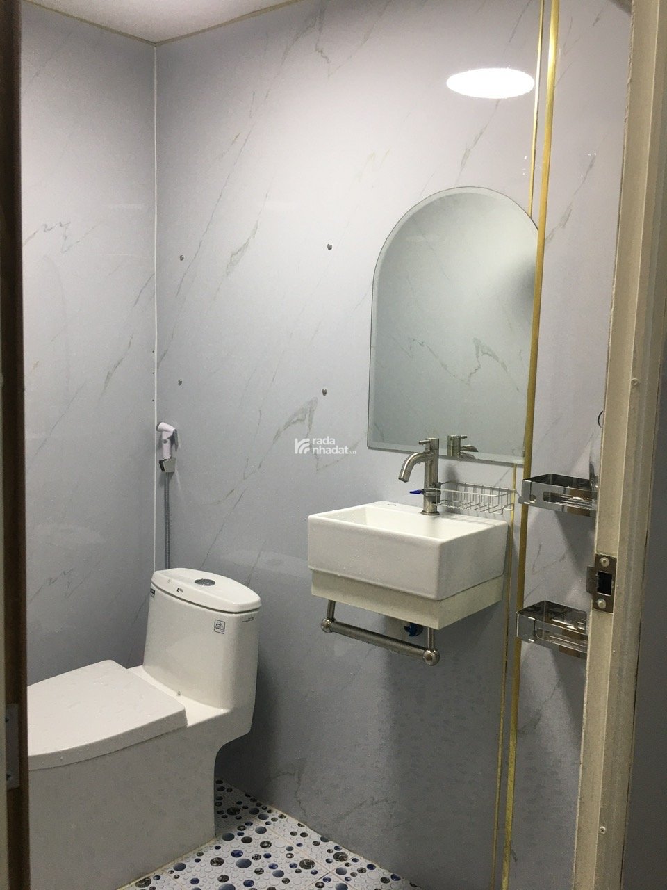 CẦN BÁN CHUNG CƯ P11, Q5 - GẦN CHỢ XÃ TÂY