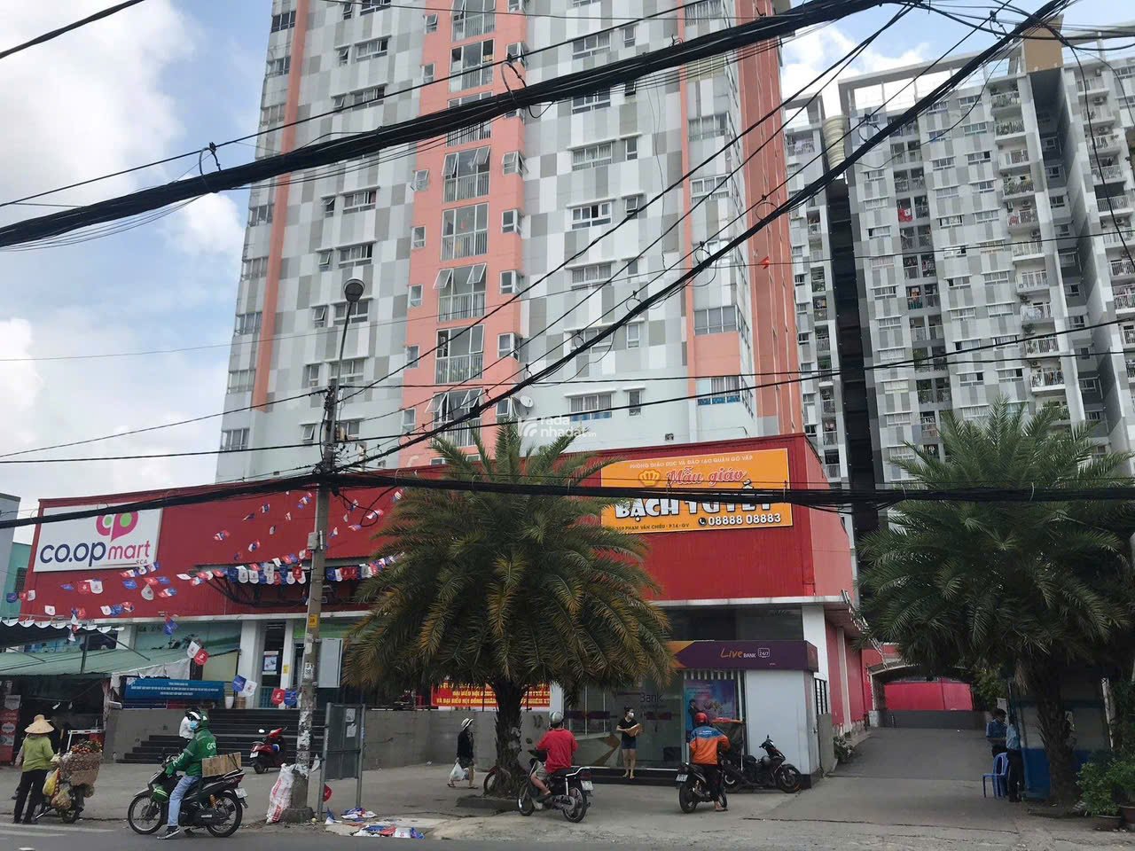 Nhà đẹp 5 lầu hẻm 237 Phạm Văn Chiêu 72m2(4x18) vào ở ngay gần Dream Home hơn 9 tỷ.