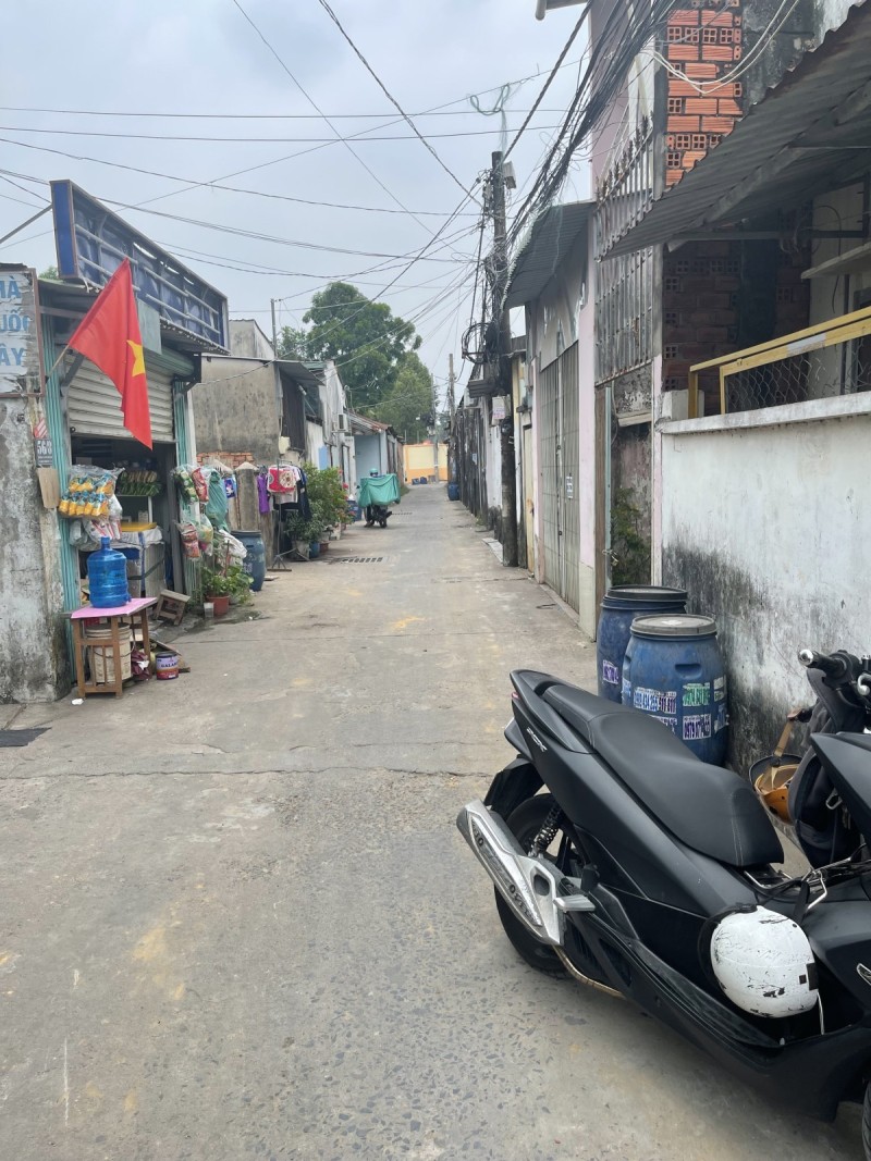 Bán Nhà Trọ 100m2 Long Thạnh Mỹ - Ngang 5.4m - Thu Nhập 10Tr/Tháng