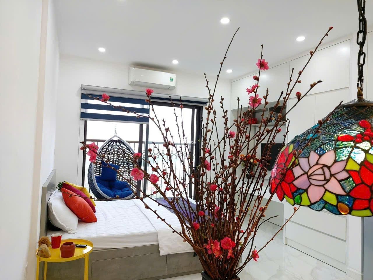 Chỉ 4.3 tỷ căn 1PN/ 43m2, ban công view Hồ Tây, full nội thất, cho thuê 15 - 16 triệu, sổ lâu dài