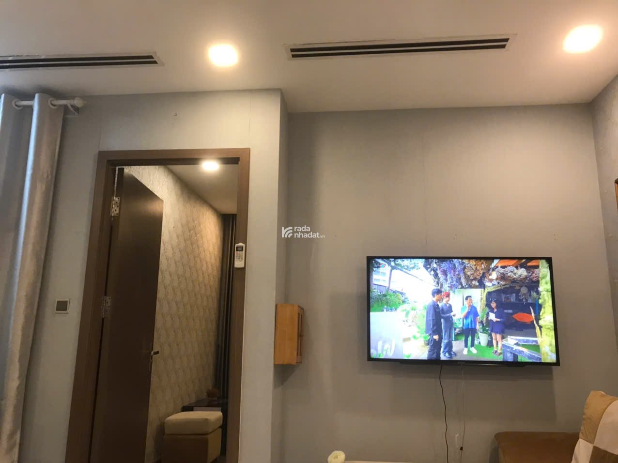 Bán gấp HỜI Trục hiếm CC tòa Park 1, 1PN và 1VS, Tầng thấp, Diệntich 51.2m2, Vinhomes Central Park.