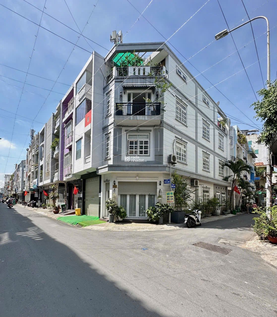Siêu phẩm Phú Nhuận, Góc 2 mặt tiền, Nhà cổ điển mới, đẹp, Giá chỉ 26,5 Tỷ!