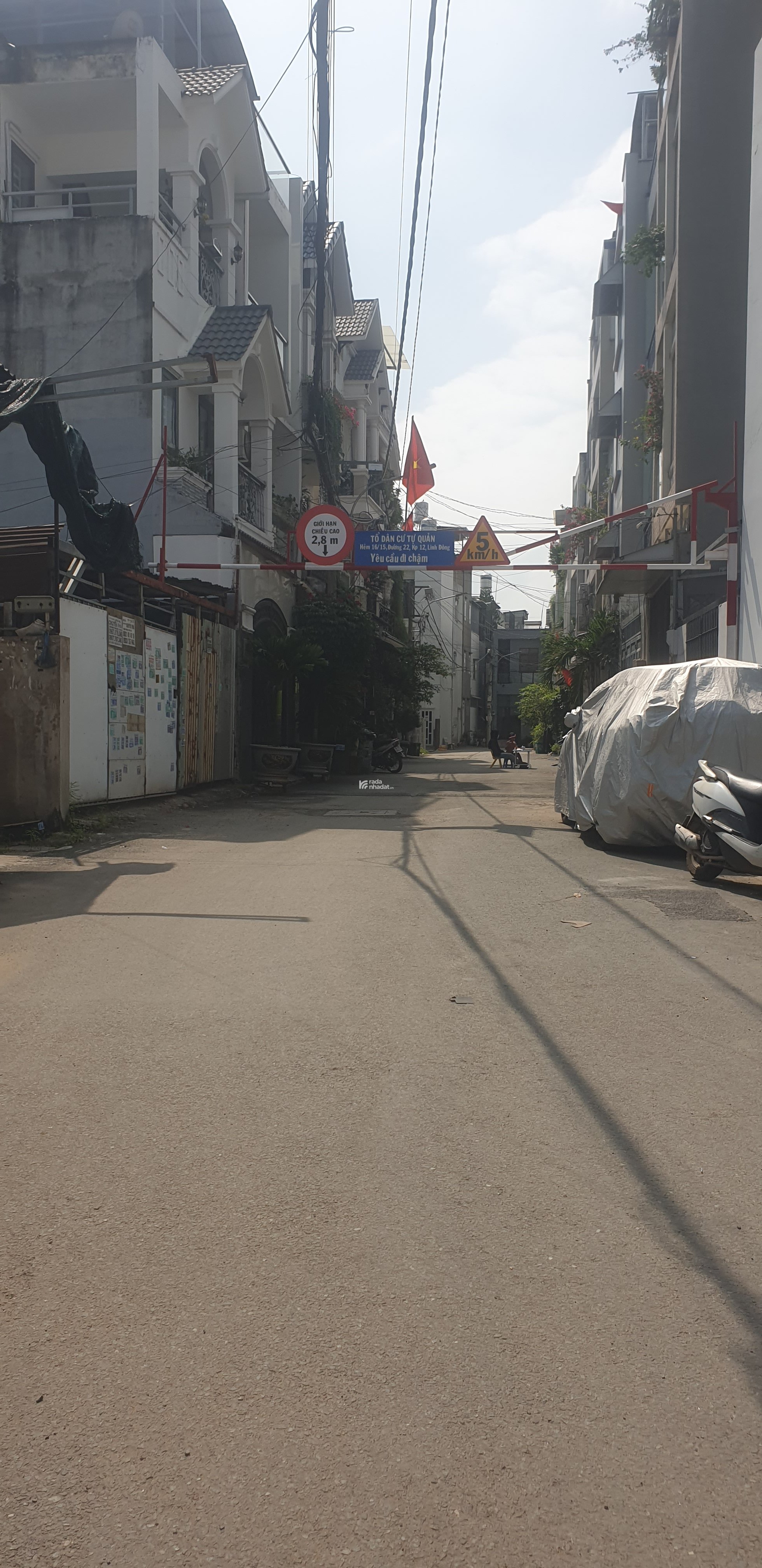 Bán đất hẻm xe hơi đường linh đông _ vòng xoay phạm văn đồng