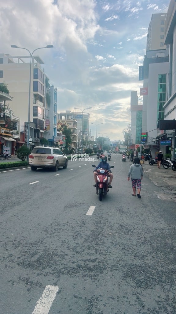 SÁT Q1. MTKD XÔ VIẾT NGHỆ TĨNH, BÌNH THẠNH, 304M2 TIỆN XÂY. GIẢM 3.5T CHỈ CÒN 51.9T TL