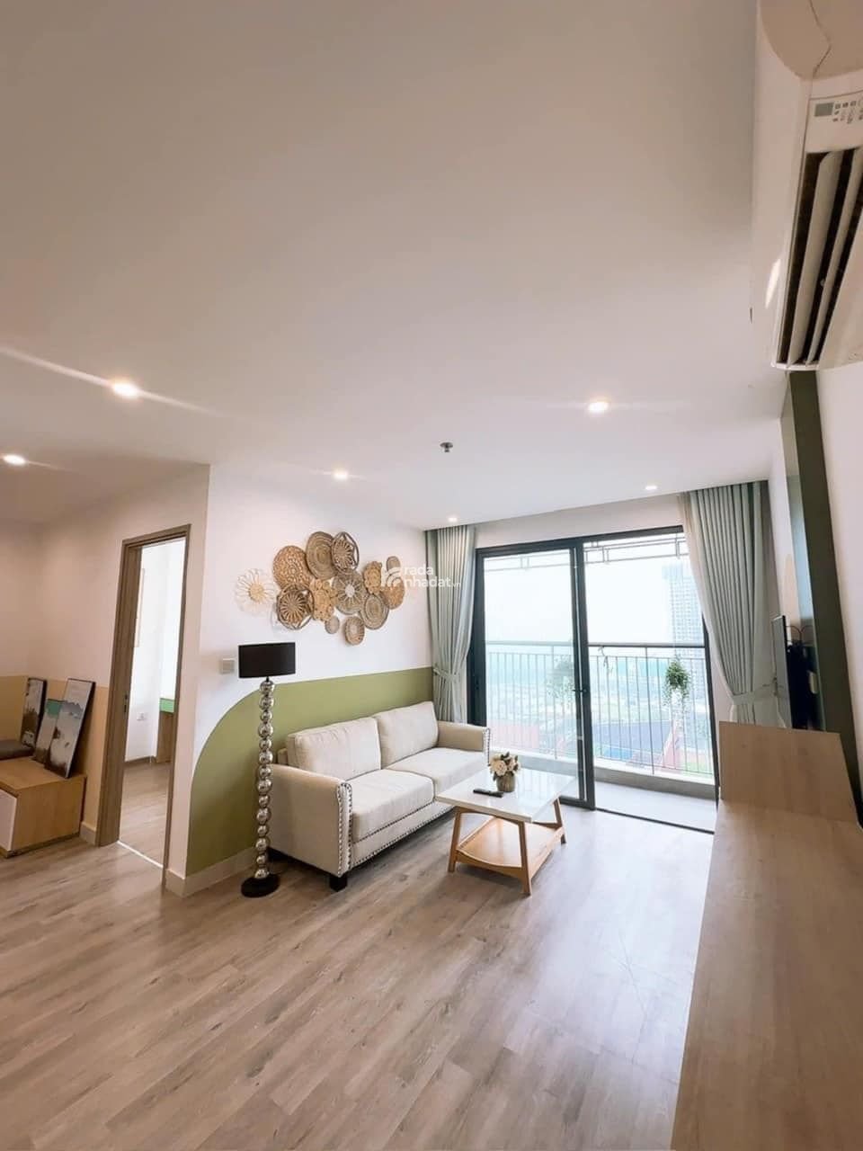 Bán căn hộ góc 2PN2VS 63m2 tòa BE3 - Beverly giá 3.6 tỷ thanh toán tiến độ 2 năm. LH 0928 508 ***