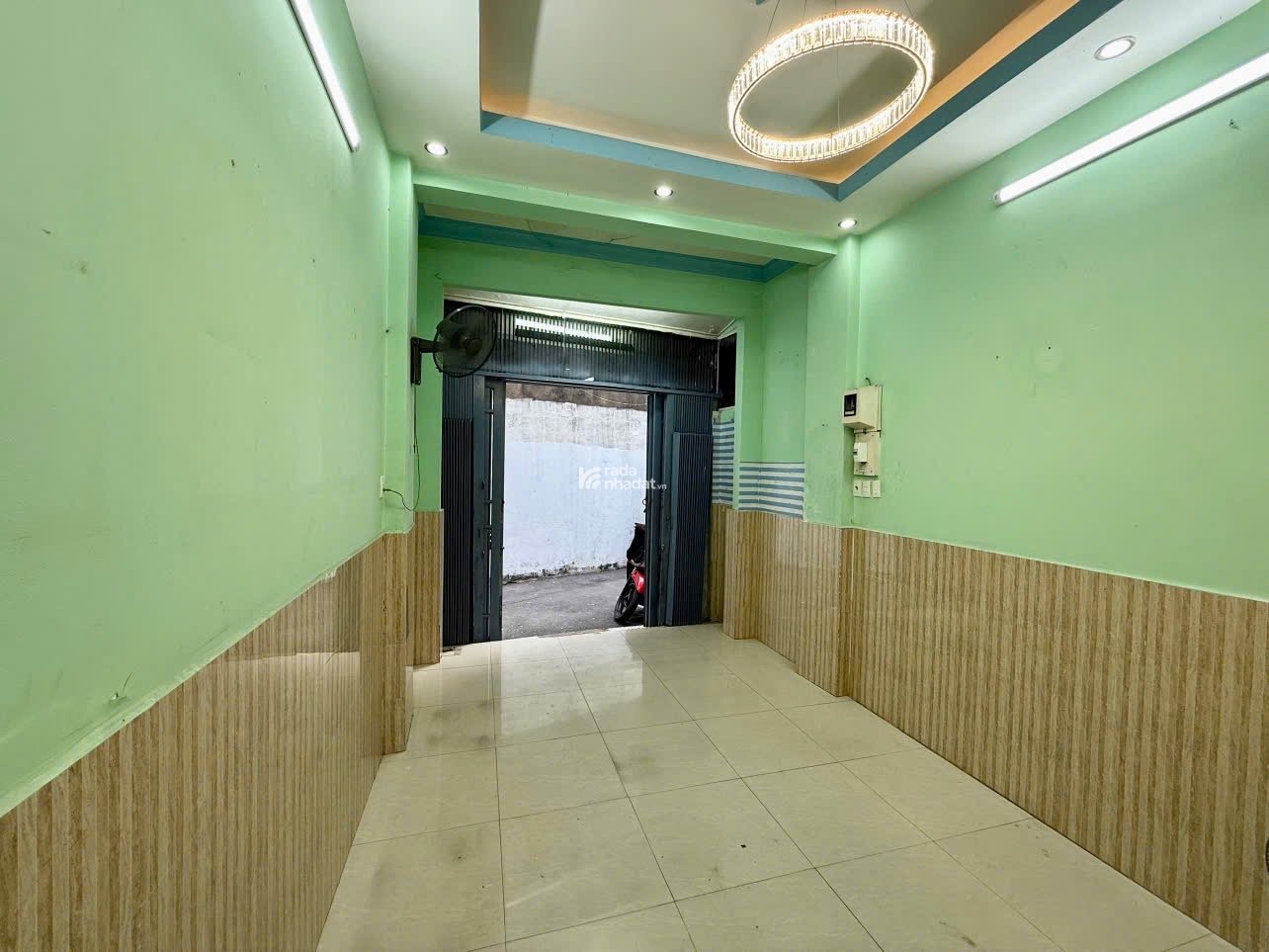 CHÍNH CHỦ BÁN NHÀ NƠ TRANG LONG NHÀ TRỆT 2 lầu 4 PN GIÁ NHỈNH 5 Tỷ