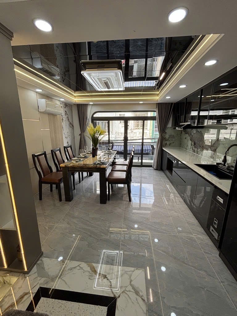 Nhà mới 5 tầng 4x14m Thang máy  Lê Văn Thọ  P14  Gò Vấp  Hẻm 6m  Giá 11.8 Tỷ