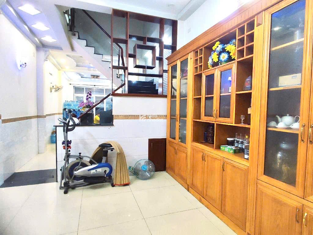 Nhà Gần Big C Trường Chinh 39 m2 3 Tầng Chỉ 4 Tỷ Xíu (Rẻ Nhất)