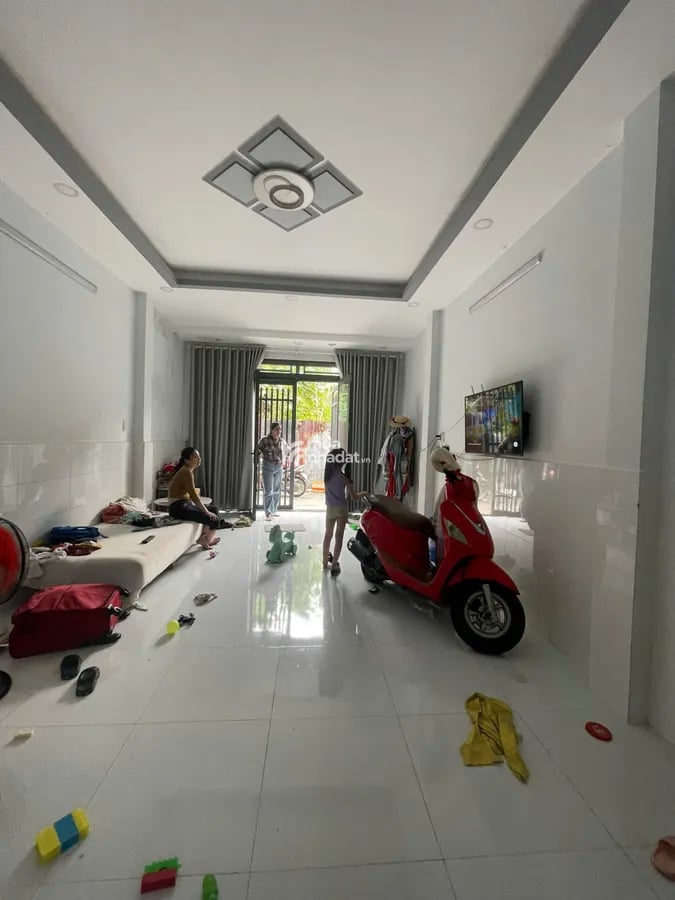 HẺM XE HƠI ĐƯỜNG 18B-GÒ XOÀI- MÃ LÒ-LÊ VĂN QUỚI-2 TẦNG -BTCT MỚI- NHỈNH 4 TỶ.