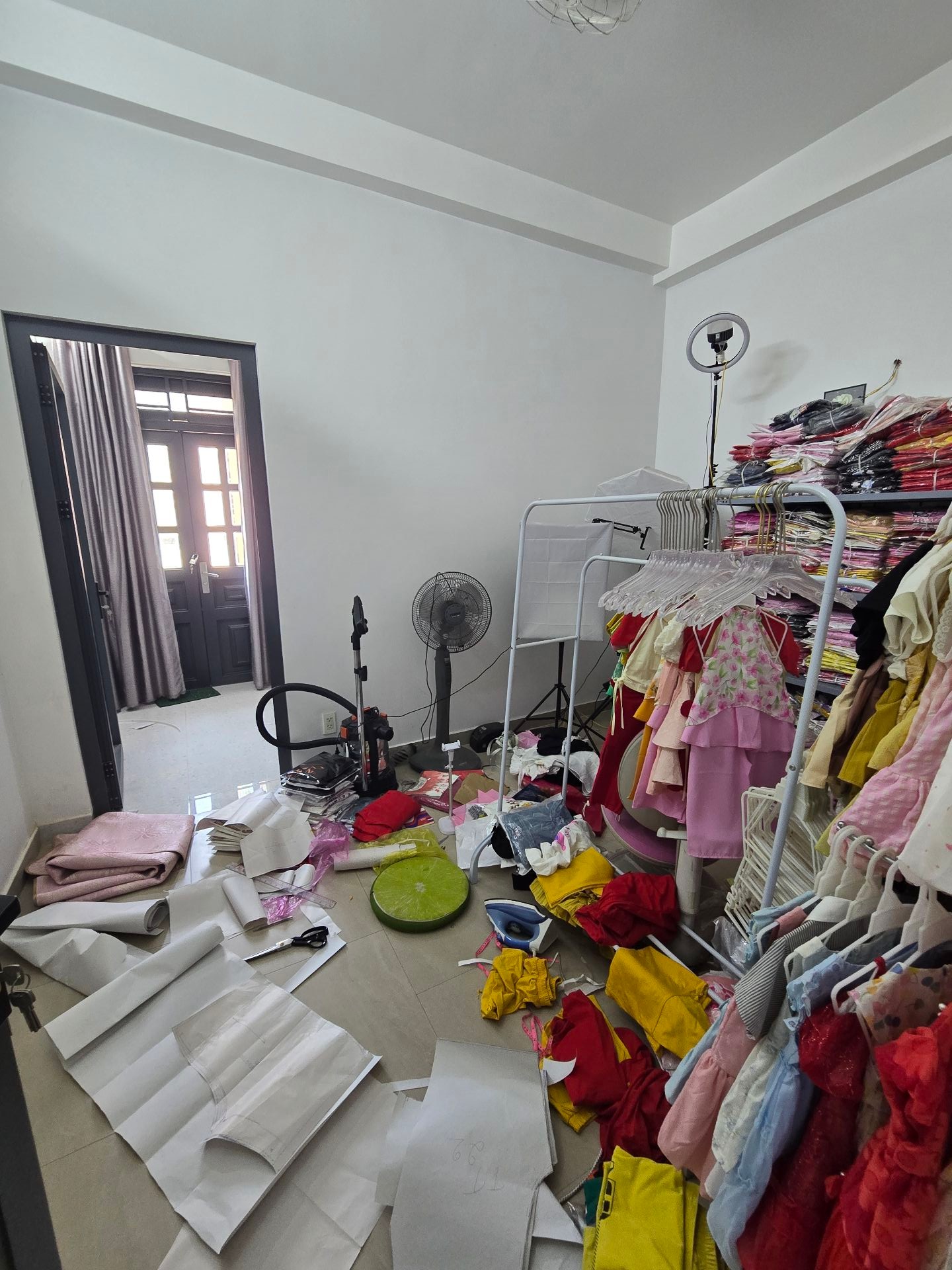 Hẻm 6m đường Tân Hương, 60m2, 5 tầng, 6PN, nhà đẹp, vị trí đẹp, Chỉ 8.75 tỷ