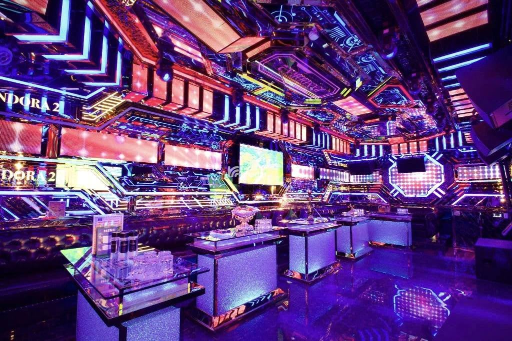 TÂY THẠNH - TÂN PHÚ - DÒNG TIỀN KHỦNG GẦN 400 TRIỆU/THÁNG - DT: 5/20*26M-(409M2)-GIÁ 100 TỶ 
