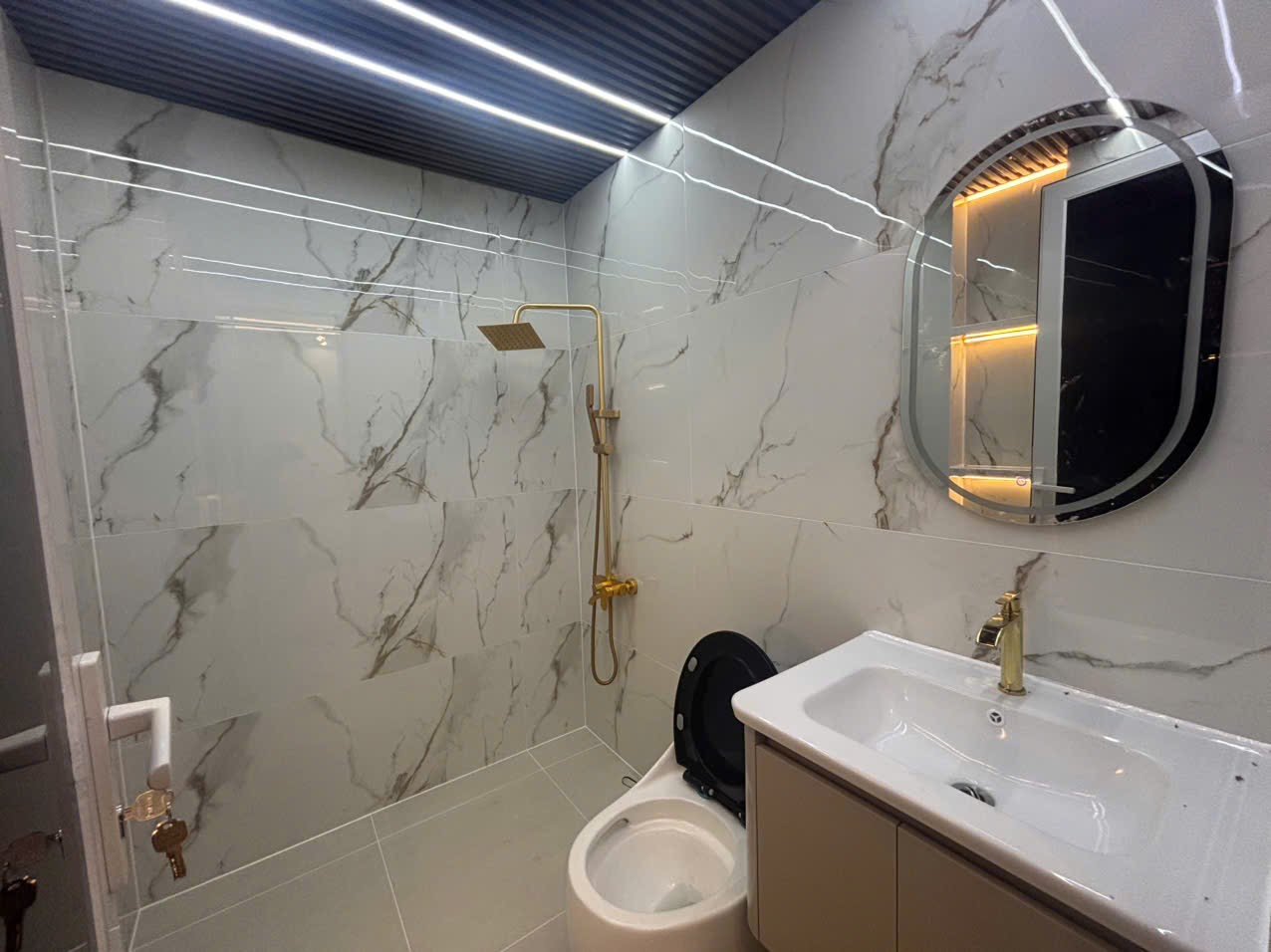 Cho thuê căn hộ giá rẻ, Sky garden 2, Phú Mỹ Hưng, Q7, 3PN nhà đẹp, giá tốt 