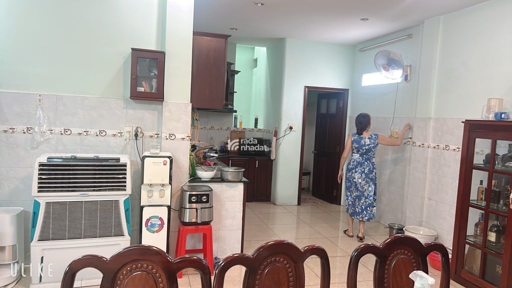 GẦN CHỢ VẢI, MTKD LÊ VĂN PHAN, TÂN PHÚ, 140M2 CHUẨN SIÊU ĐẸP. GIẢM 550TR CHỈ 28.8T TL TỐT