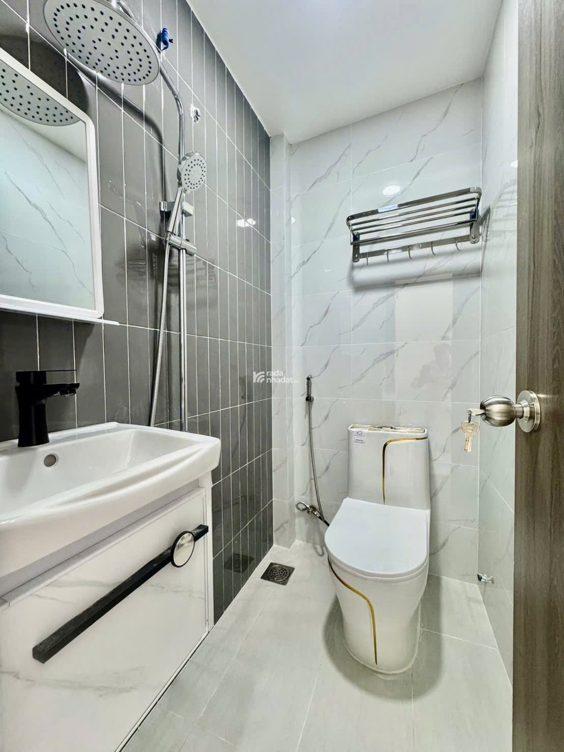 Bán nhà Q3 giá tốt - Hẻm Trần Văn Đang, nở hậu, 2PN, sổ hồng riêng công chứng ngay