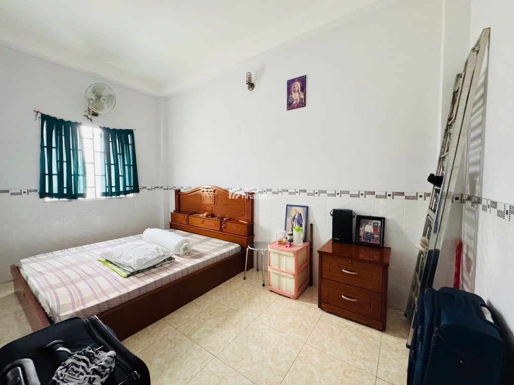 BÁN NHÀ 4 TẦNG BTCT BÌNH ĐÔNG 51M2 5.55 TỶ 5X11M GẦN CHUNG CƯ AQUA QUẬN 8