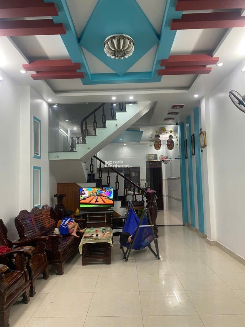 Giáp Liên Khu 5-6- Đường Số 8- Bình Hưng Hòa B- Bình Tân-DT: 4.2 *17.5 - 5 Tỷ 1