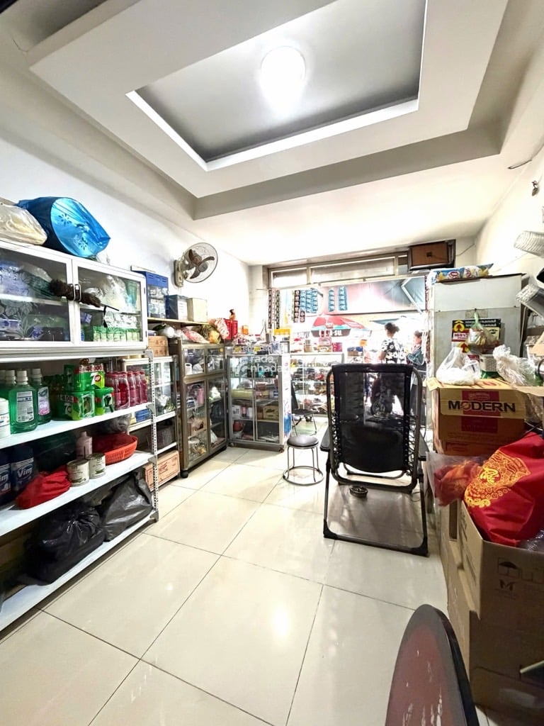 MT TRƯỜNG SA, BÌNH THẠNH,5 TẦNG VỪA Ở VỪA KD. GIẢM 350TR CHỈ CÒN 9.35T TL 