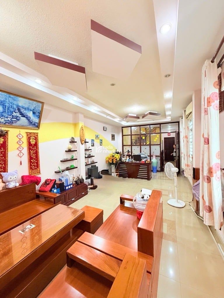 BÁN NHÀ TỈNH LỘ 10 88M2 4 TẦNG 8.X TỶ HẺM XE HƠI THÔNG KẾ AEON MALL TÊN LỬA  