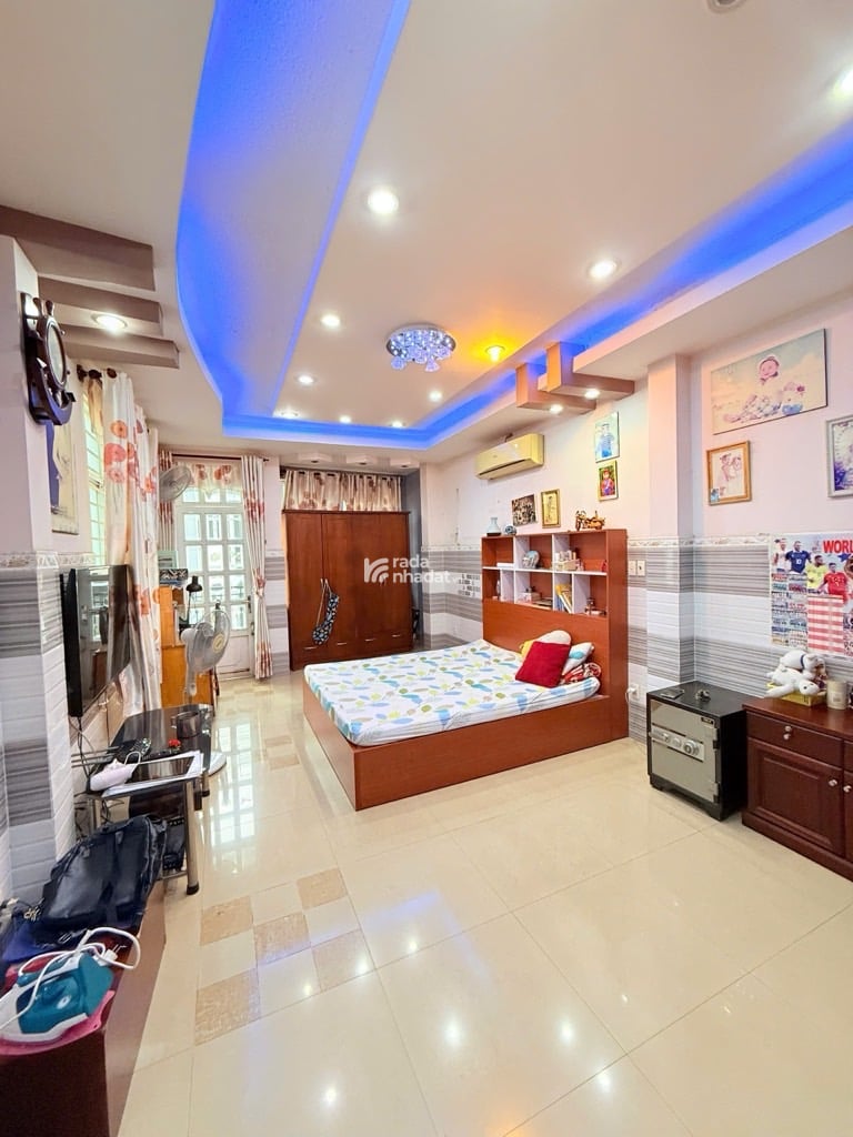 BÁN NHÀ TỈNH LỘ 10 88M2 4 TẦNG 8.X TỶ HẺM XE HƠI THÔNG KẾ AEON MALL TÊN LỬA  